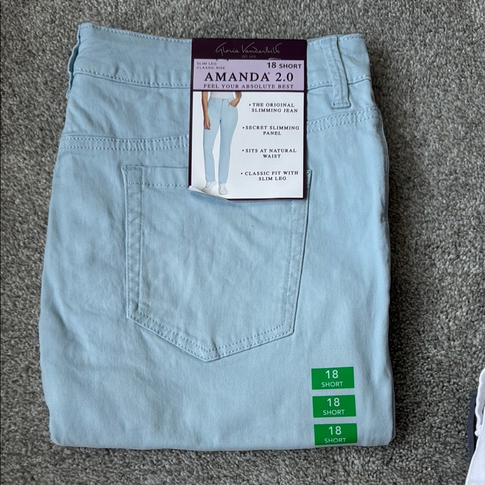 Gloria Vanderbilt Light Blue Amanda 2.0 Jeans